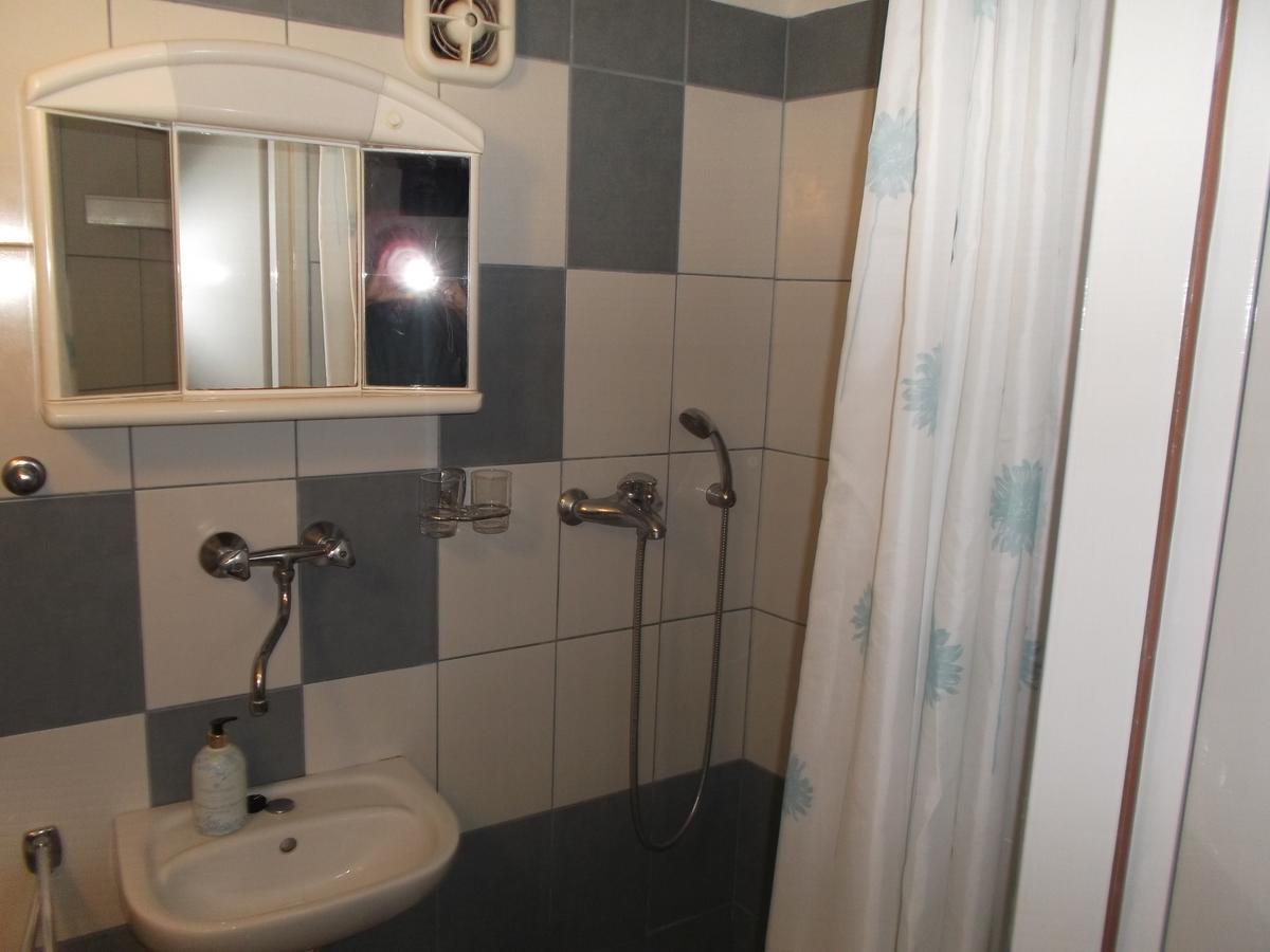 Neda Apartment Муртер Екстер'єр фото